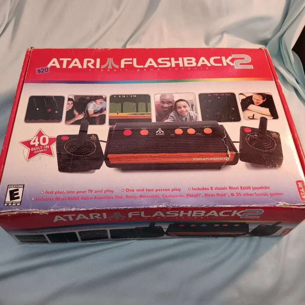 1Atari Flashback 2 Classic Game Console 40 Built in Games 2005